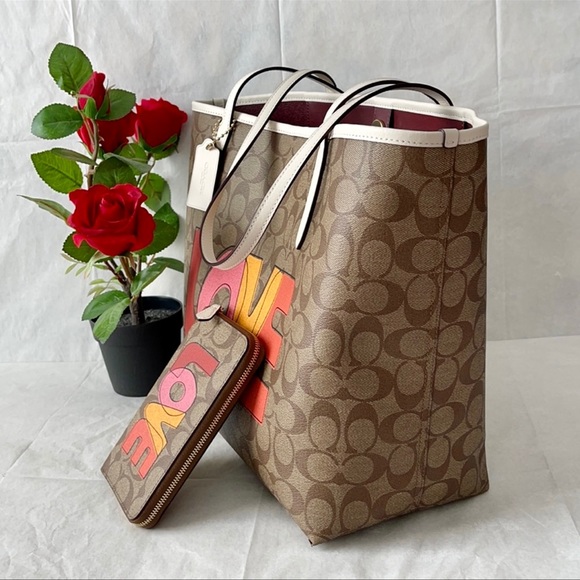 ✅SALE🆕Coach Set🍁 - Picture 3 of 11